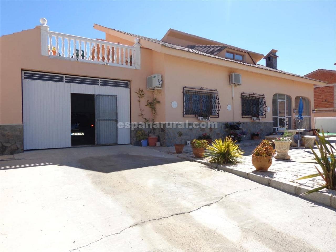 5 soveværelse Finca/Landehus til salg i El Hijate med swimmingpool - € 229.950 (Ref: 4561666)