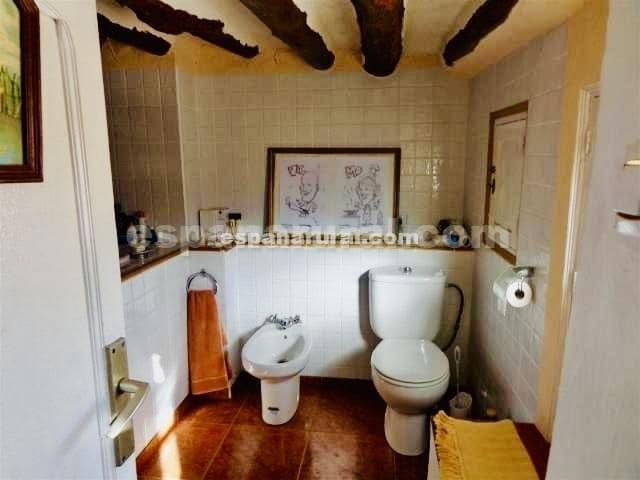 7 soveværelse Byhus til salg i Sierro - € 79.000 (Ref: 4871881)