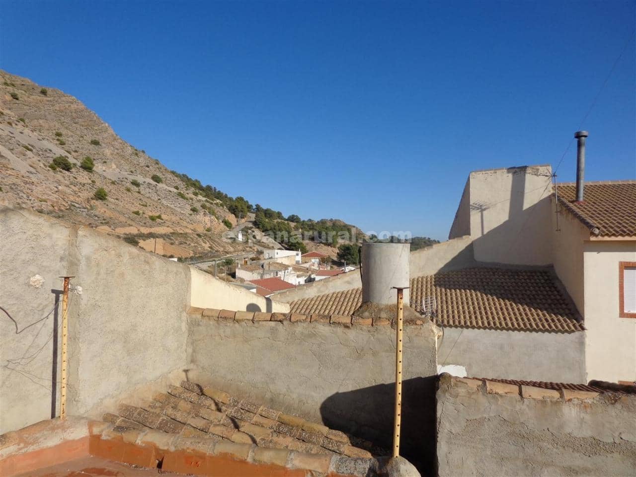 4 soveværelse Byhus til salg i Somontin - € 39.000 (Ref: 4952942)