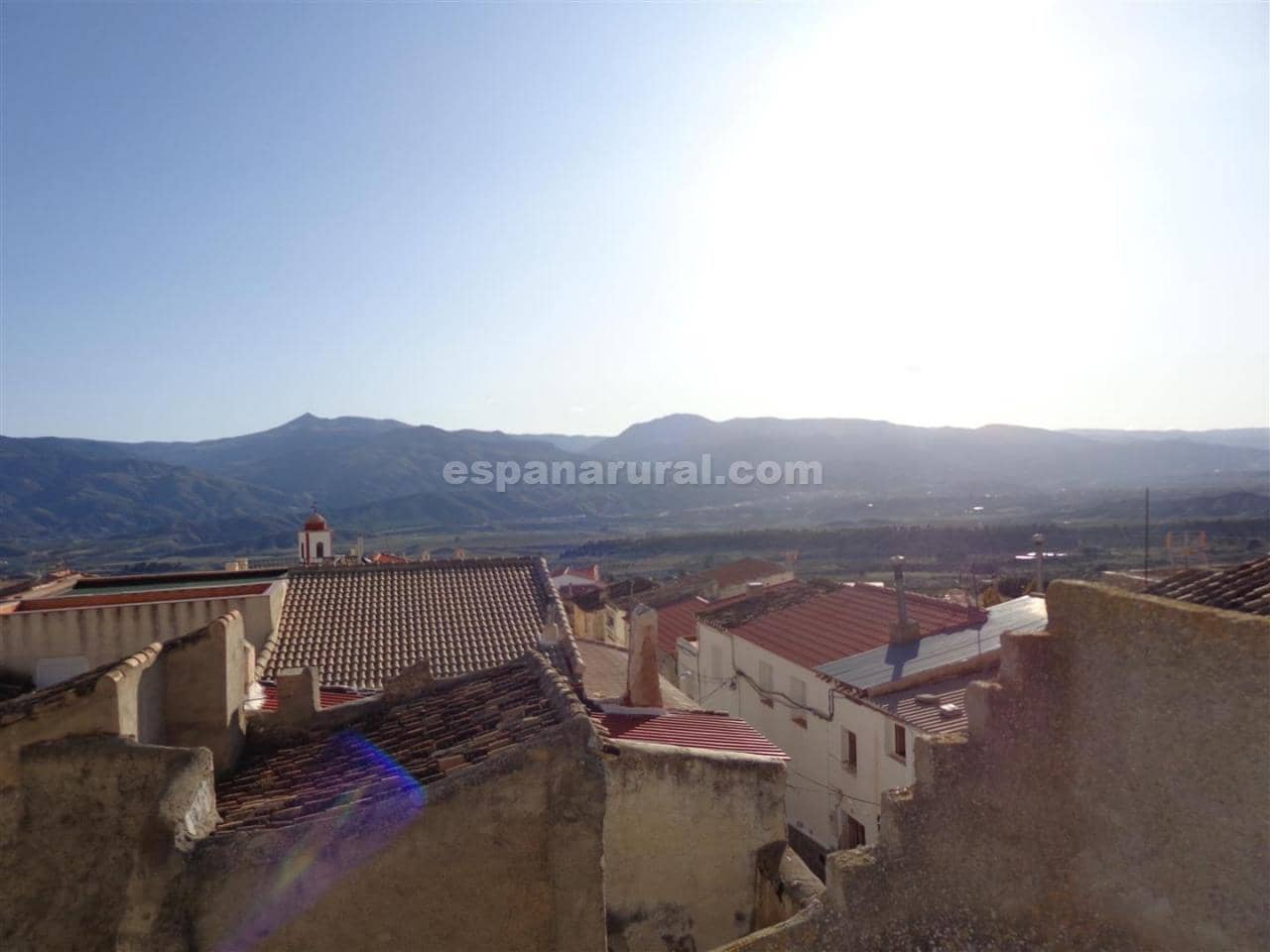 4 soveværelse Byhus til salg i Somontin - € 39.000 (Ref: 4952942)