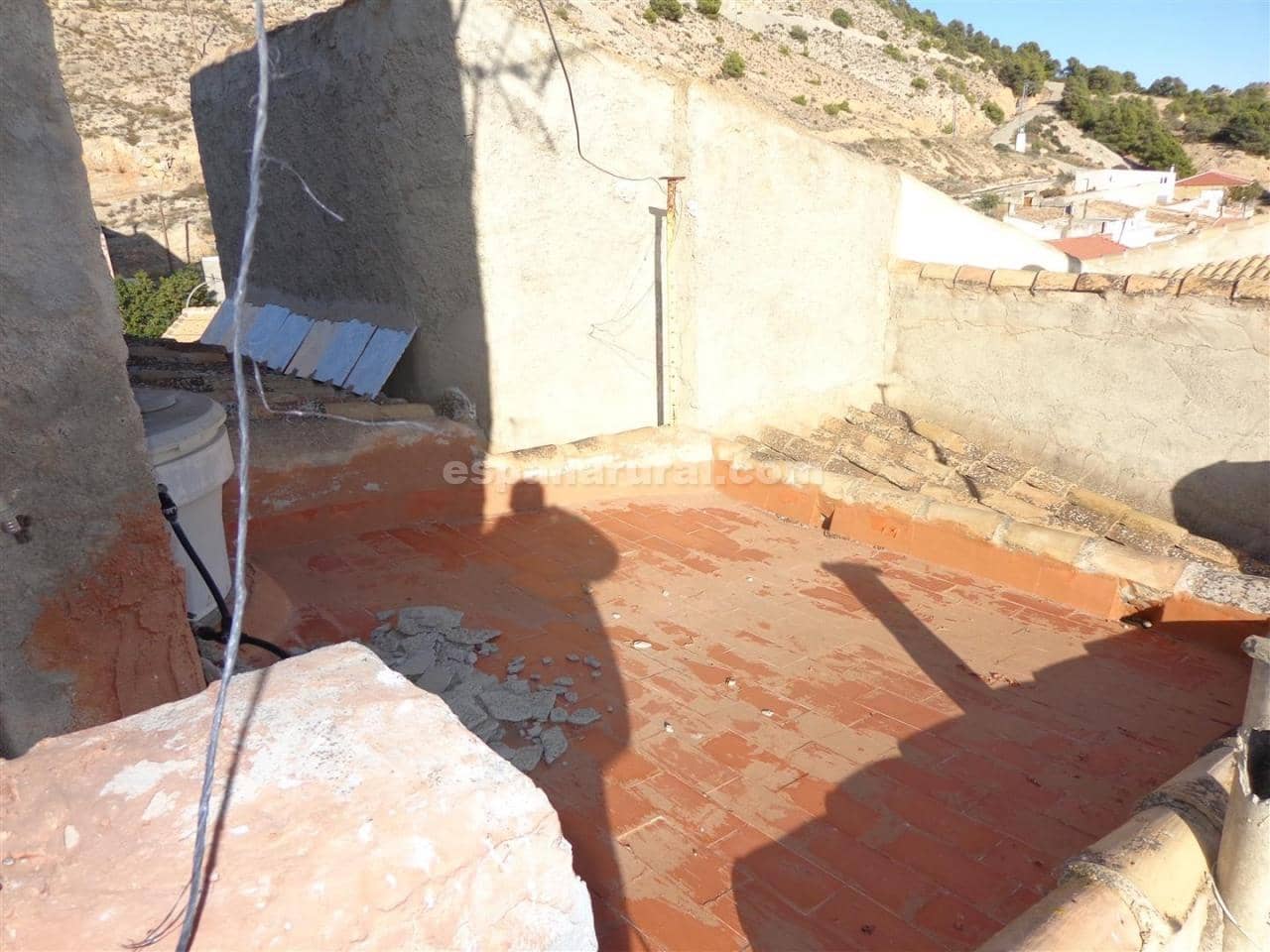 4 soveværelse Byhus til salg i Somontin - € 39.000 (Ref: 4952942)