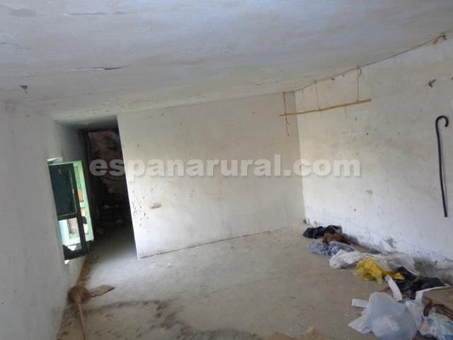 3 sypialnia Finka/Dom wiejski na sprzedaż w Oria - 24 000 € (Ref: 5001698)