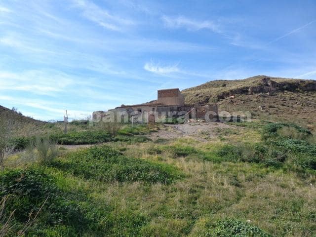 Finca/Herregård til salgs i Lucar - € 74 950 (Ref: 5039583)