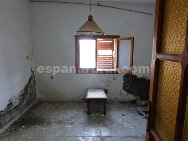 3 slaapkamer Finca/Landhuis te koop in Oria - € 32.000 (Ref: 5114541)