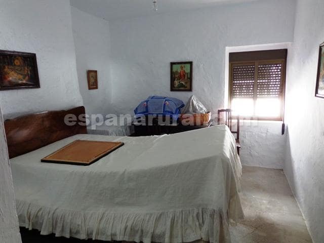 6 makuuhuone Omakotitalo myytävänä paikassa Somontín - 79 950 € (Ref: 5148849)