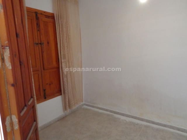 4 slaapkamer Huis te koop in Cantoria - € 59.900 (Ref: 5375823)