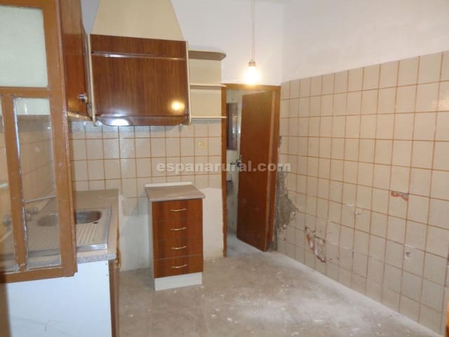 4 slaapkamer Huis te koop in Cantoria - € 59.900 (Ref: 5375823)