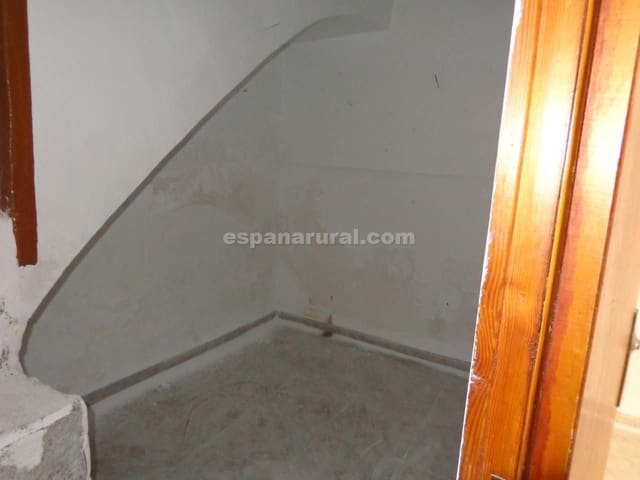 4 slaapkamer Huis te koop in Cantoria - € 59.900 (Ref: 5375823)