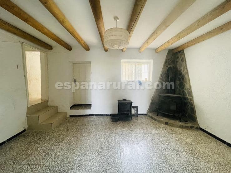 4 soveværelse Finca/Landehus til salg i Cela - € 104.900 (Ref: 5751633)