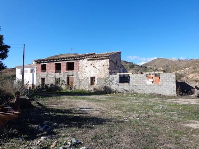 6 soveværelse Finca/Landehus til salg i Arboleas - € 69.950 (Ref: 5827924)