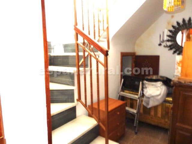 4 soverom Hus til salgs i Sufli - € 63 000 (Ref: 6095623)