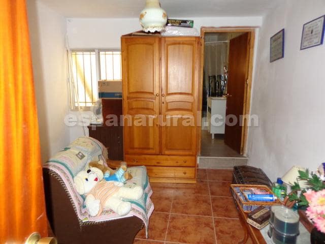 4 soverom Hus til salgs i Sufli - € 63 000 (Ref: 6095623)