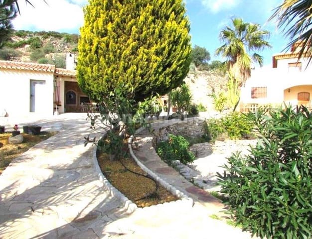 7 slaapkamer Villa te koop in Bédar met zwembad - € 599.950 (Ref: 6369735)