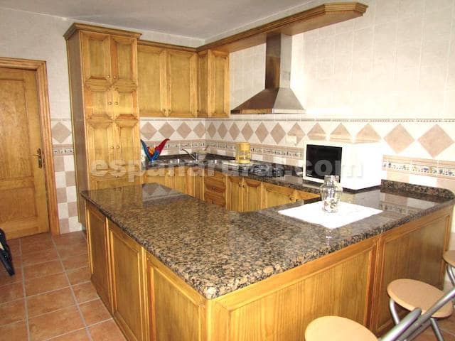 7 slaapkamer Villa te koop in Bédar met zwembad - € 599.950 (Ref: 6369735)