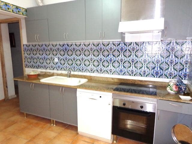 5 camera da letto Casa in vendita in Cela - 94.000 € (Rif: 6409293)