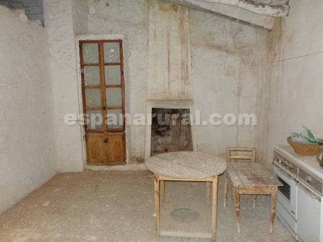 5 camera da letto Casa in vendita in Cantoria - 45.000 € (Rif: 6502853)