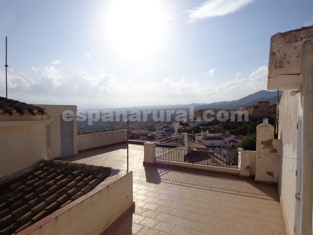 7 soveværelse Byhus til salg i Somontin - € 45.000 (Ref: 6765034)