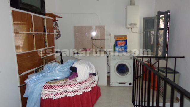 5 soveværelse Byhus til salg i Sufli - € 75.000 (Ref: 7026310)