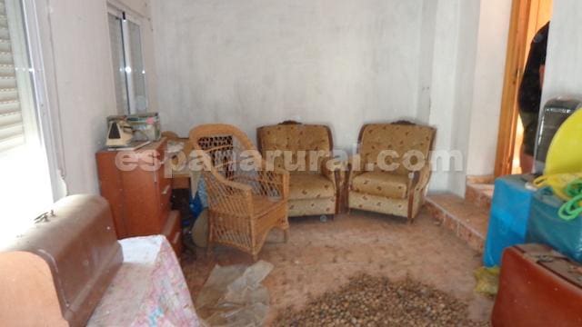 5 soveværelse Byhus til salg i Sufli - € 75.000 (Ref: 7026310)