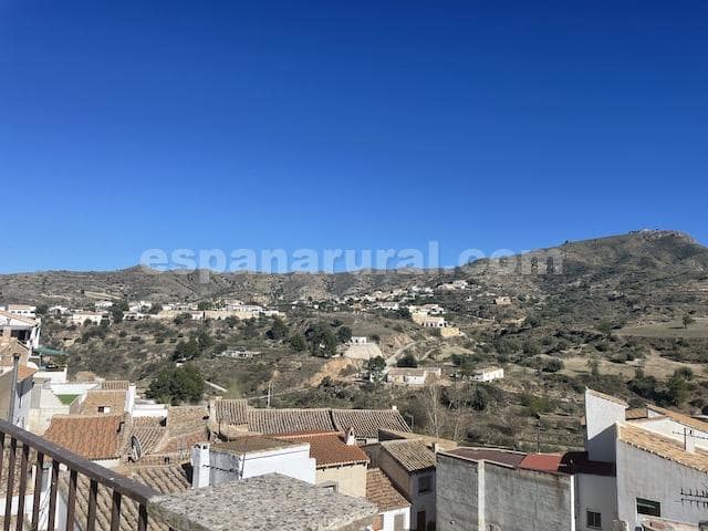 7 chambre Maison de Ville à vendre à Albanchez - 90 000 € (Ref: 7397262)