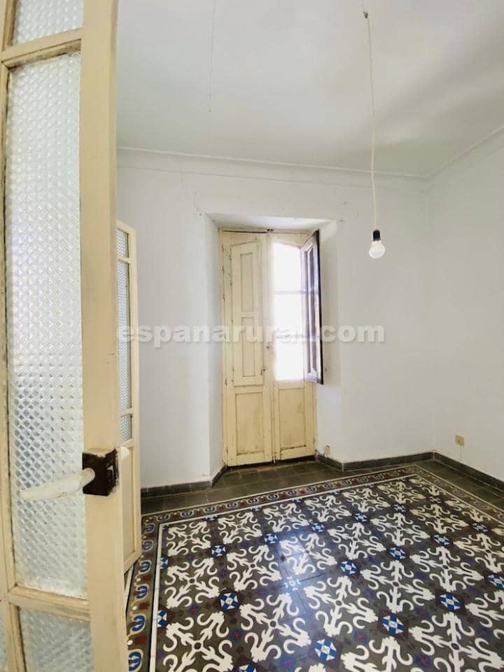 7 chambre Maison de Ville à vendre à Albanchez - 90 000 € (Ref: 7397262)