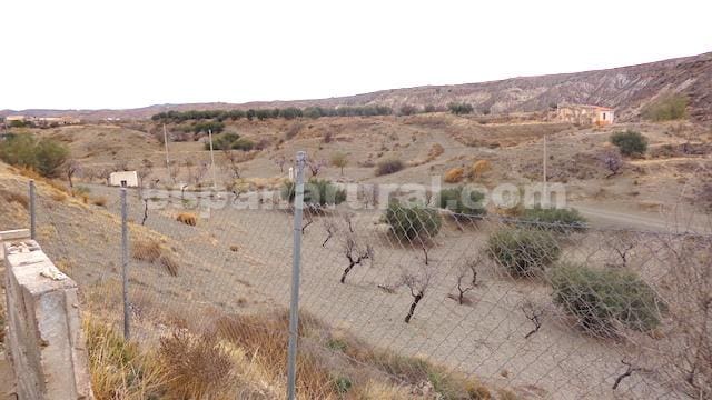 4 soverom Finca/Herregård til salgs i Huercal-Overa - € 105 000 (Ref: 7446731)