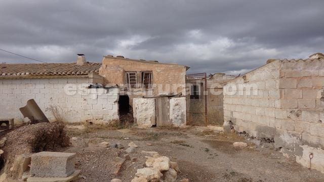 3 soverom Finca/Herregård til salgs i Huercal-Overa - € 80 000 (Ref: 7518414)