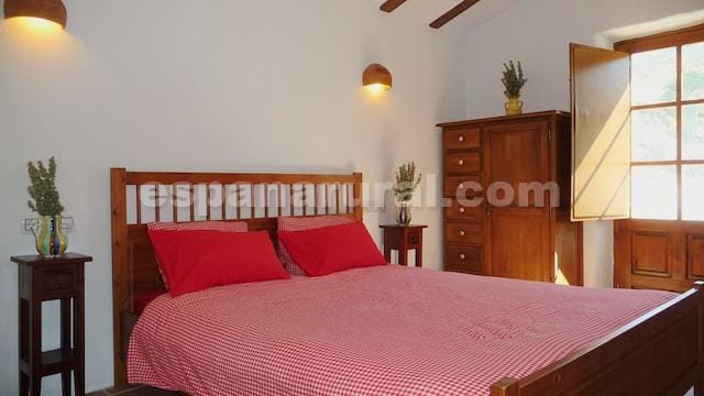 8 soveværelse Virksomhed til salg i Taberno med swimmingpool - € 450.000 (Ref: 7567812)