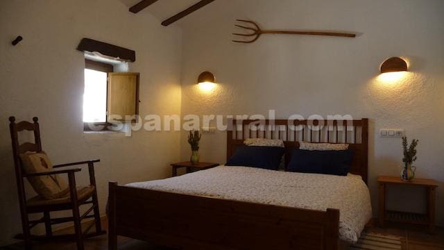 8 soveværelse Virksomhed til salg i Taberno med swimmingpool - € 450.000 (Ref: 7567812)