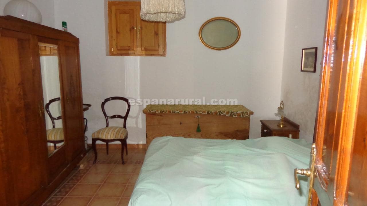 5 soveværelse Byhus til salg i Tijola - € 99.950 (Ref: 7603787)