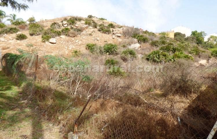 Grunde uden byggetilladelser til salg i Benalmadena - € 299.000 (Ref: 7621751)