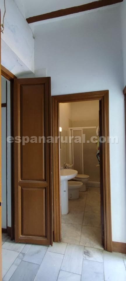 5 soveværelse Byhus til salg i Macael - € 80.000 (Ref: 7717126)