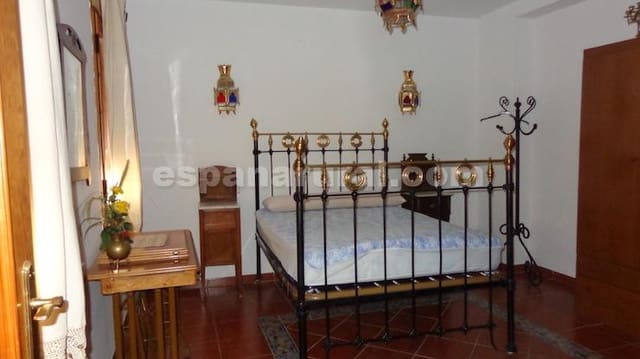 5 soveværelse Byhus til salg i Tíjola - € 78.000 (Ref: 7772824)