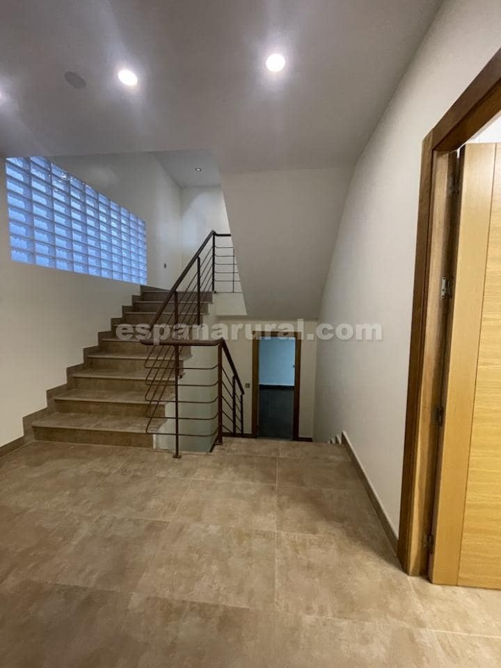 5 bedroom Villa for sale in San Juan de los Terreros with pool - € 895,000 (Ref: 7817861)