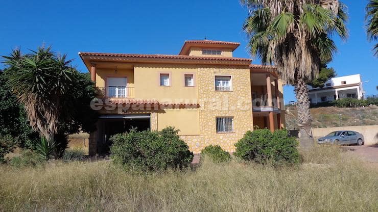 4 bedroom Villa for sale in Cuevas del Almanzora - € 294,995 (Ref: 7869850)