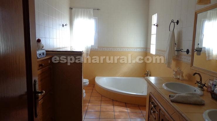 4 bedroom Villa for sale in Cuevas del Almanzora - € 294,995 (Ref: 7869850)