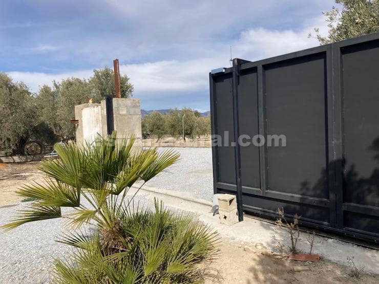 4 sovrum Finca/Hus på landet till salu i Baza med pool - 450 000 € (Ref: 7890180)