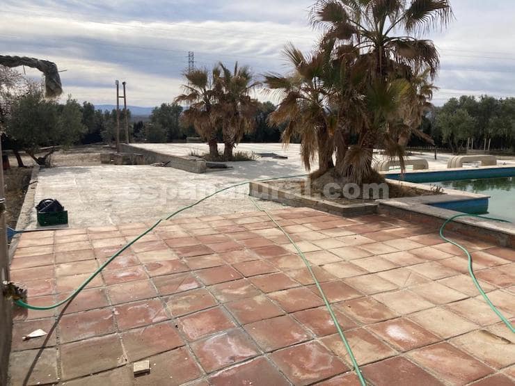 4 sovrum Finca/Hus på landet till salu i Baza med pool - 450 000 € (Ref: 7890180)