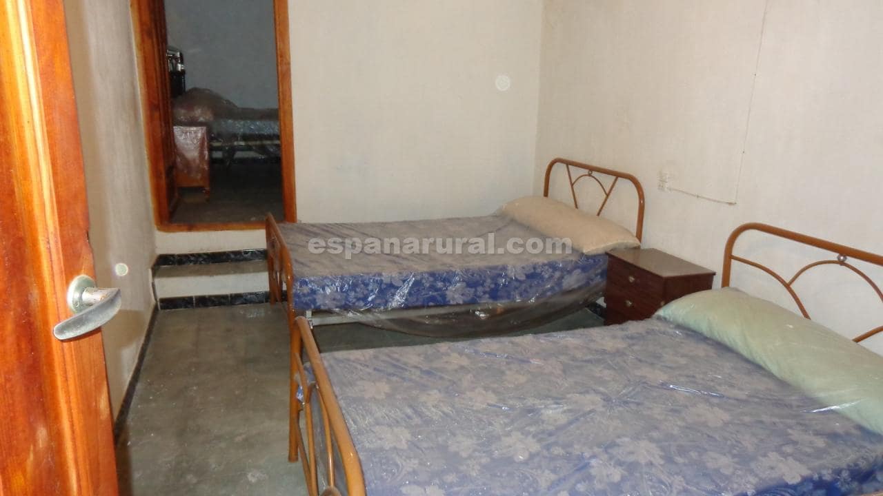 4 soveværelse Byhus til salg i Oria - € 45.000 (Ref: 7911975)