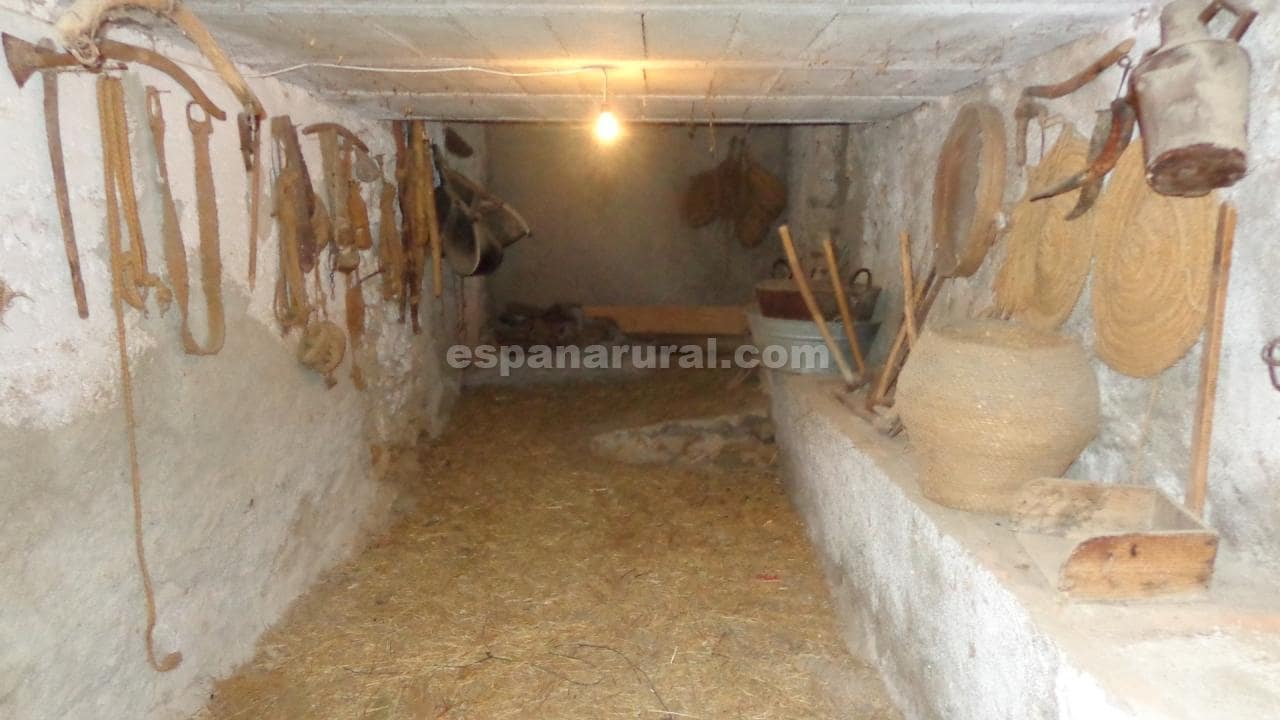 4 soveværelse Byhus til salg i Oria - € 45.000 (Ref: 7911975)