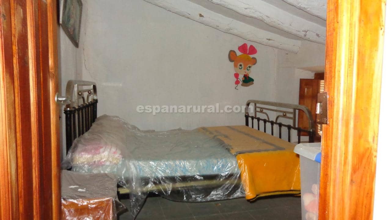 4 soveværelse Byhus til salg i Oria - € 45.000 (Ref: 7911975)