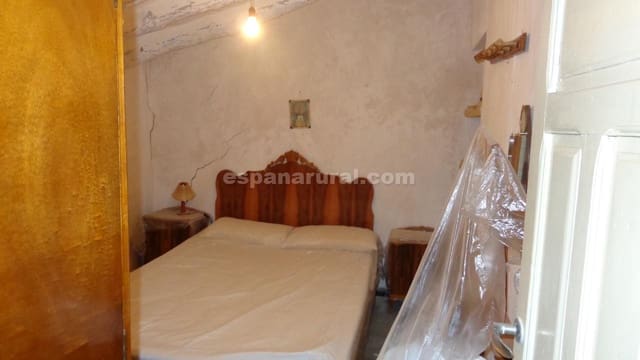 4 soveværelse Byhus til salg i Oria - € 45.000 (Ref: 7911975)