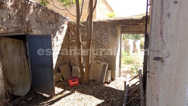 2 slaapkamer Finca/Landhuis te koop in Oria - € 45.000 (Ref: 7936094)