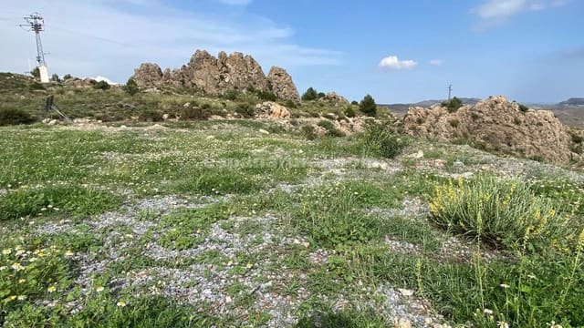 3 slaapkamer Finca/Landhuis te koop in Albox - € 56.000 (Ref: 7947392)