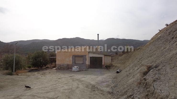 2 soveværelse Finca/Landehus til salg i Tijola - € 75.000 (Ref: 8048243)