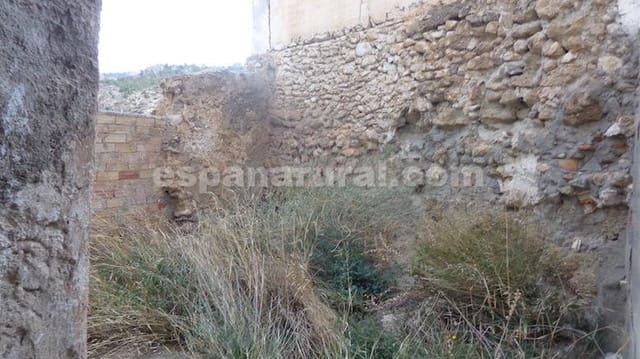 4 soveværelse Byhus til salg i Urrácal - € 28.500 (Ref: 8060323)