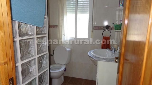 3 soveværelse Finca/Landehus til salg i Purchena med swimmingpool - € 139.990 (Ref: 8103005)