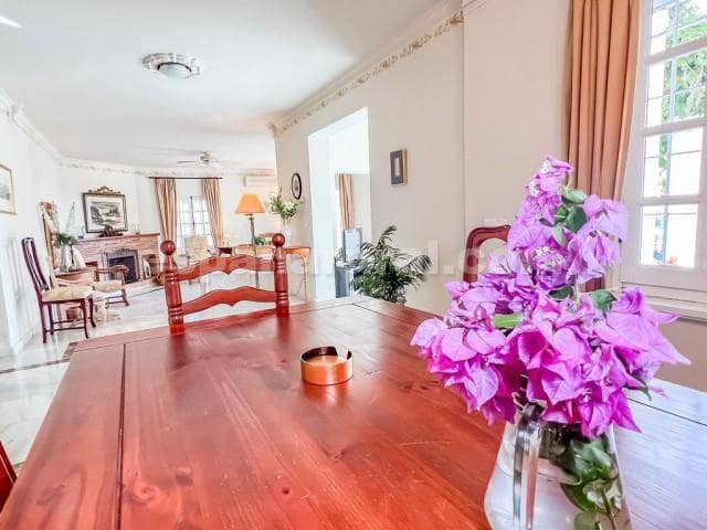 3 slaapkamer Villa te koop in Mijas Costa met zwembad - € 865.000 (Ref: 8210415)