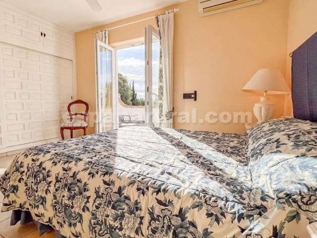 3 slaapkamer Villa te koop in Mijas Costa met zwembad - € 865.000 (Ref: 8210415)