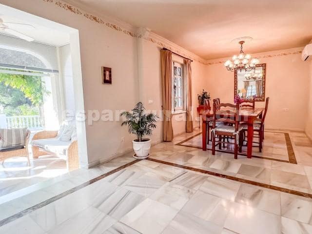 3 slaapkamer Villa te koop in Mijas Costa met zwembad - € 865.000 (Ref: 8210415)